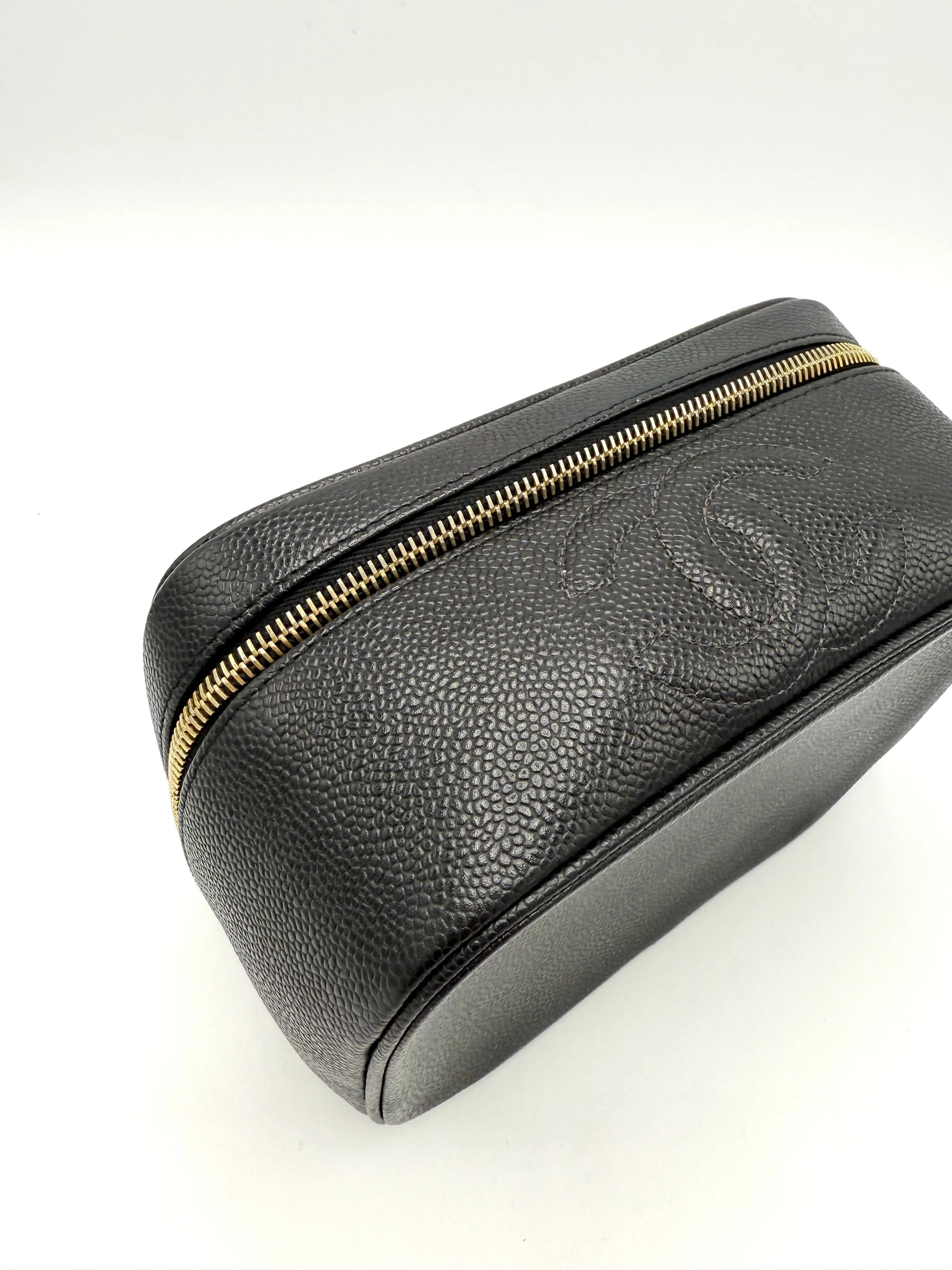 Black Caviar Top Handle Horizontal Vanity