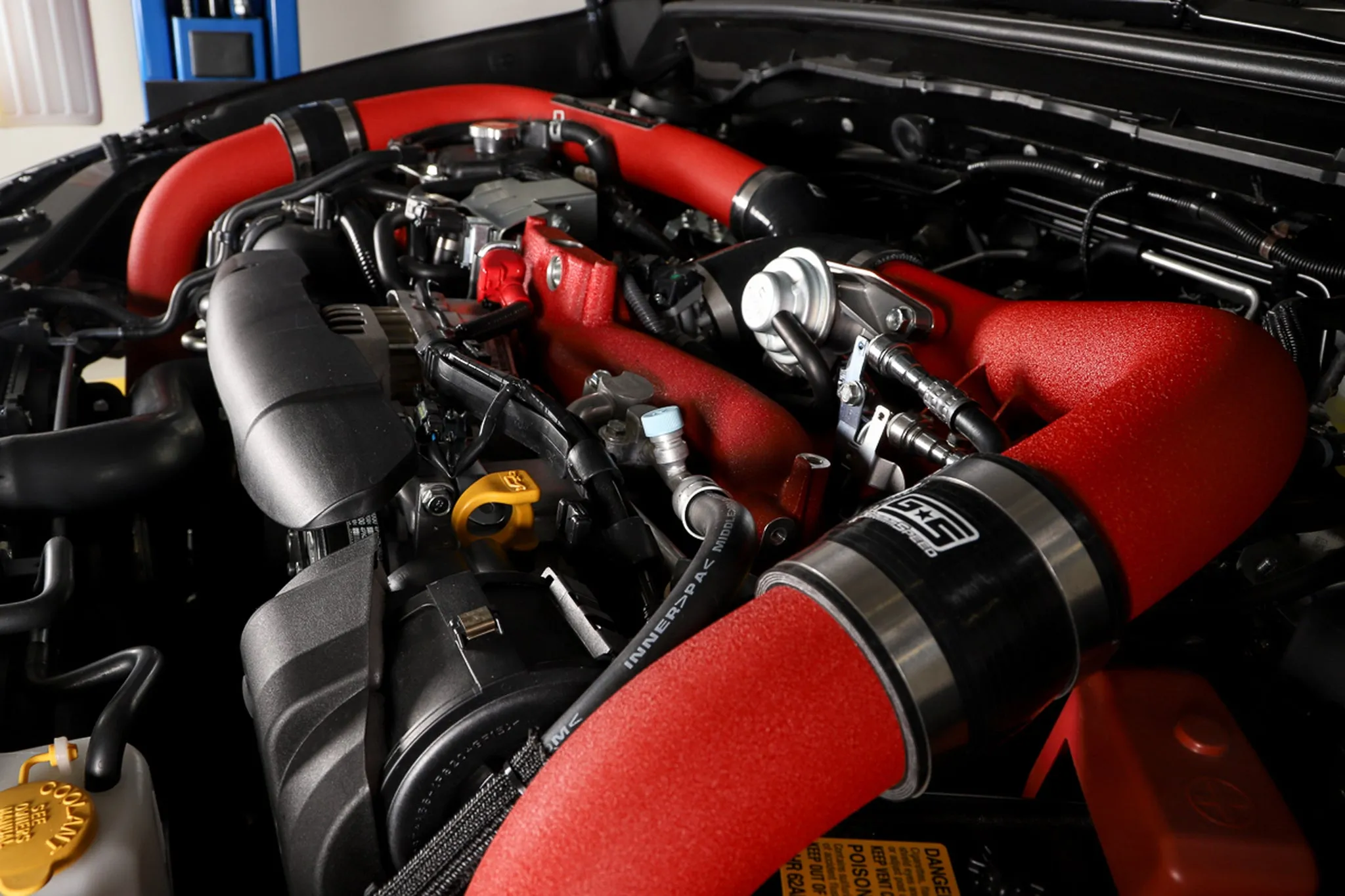 Front Mount Intercooler Kit [Inc. Red Piping] - Subaru 15-21 STI