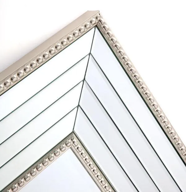 Jennifer Mirror Mirrored Border