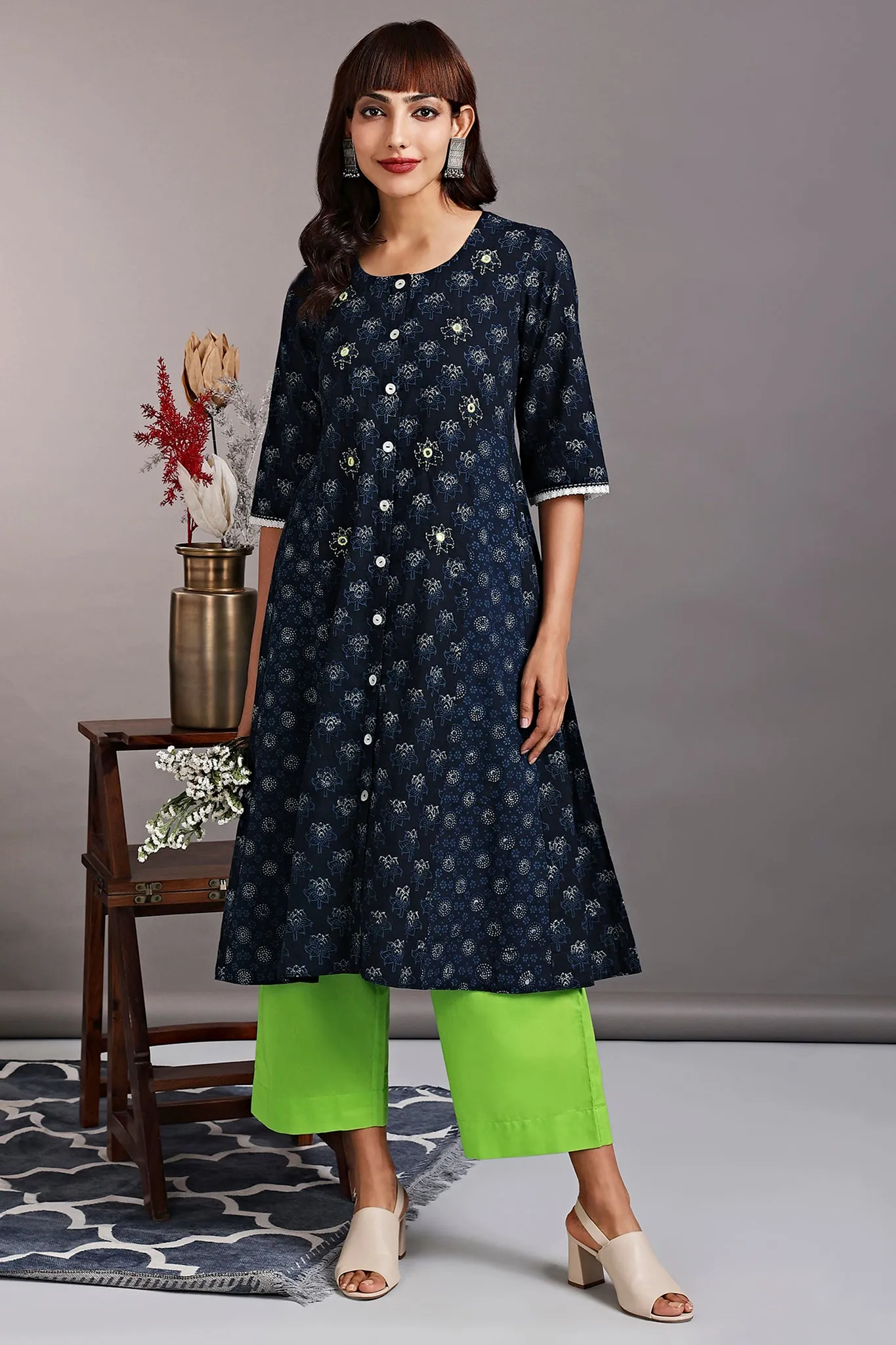side panel a-line button down kurta - onyx glitter & green daylily