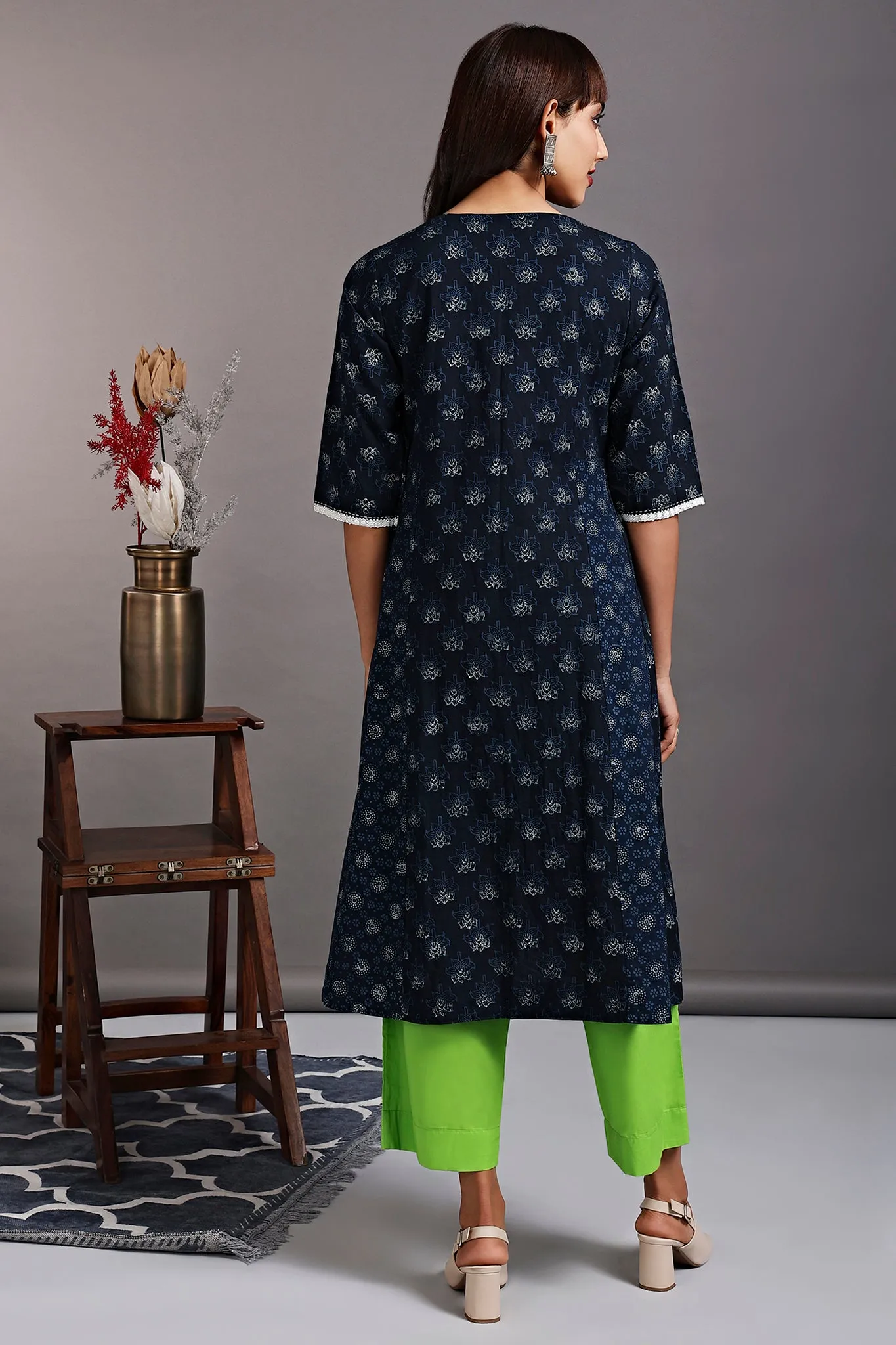 side panel a-line button down kurta - onyx glitter & green daylily