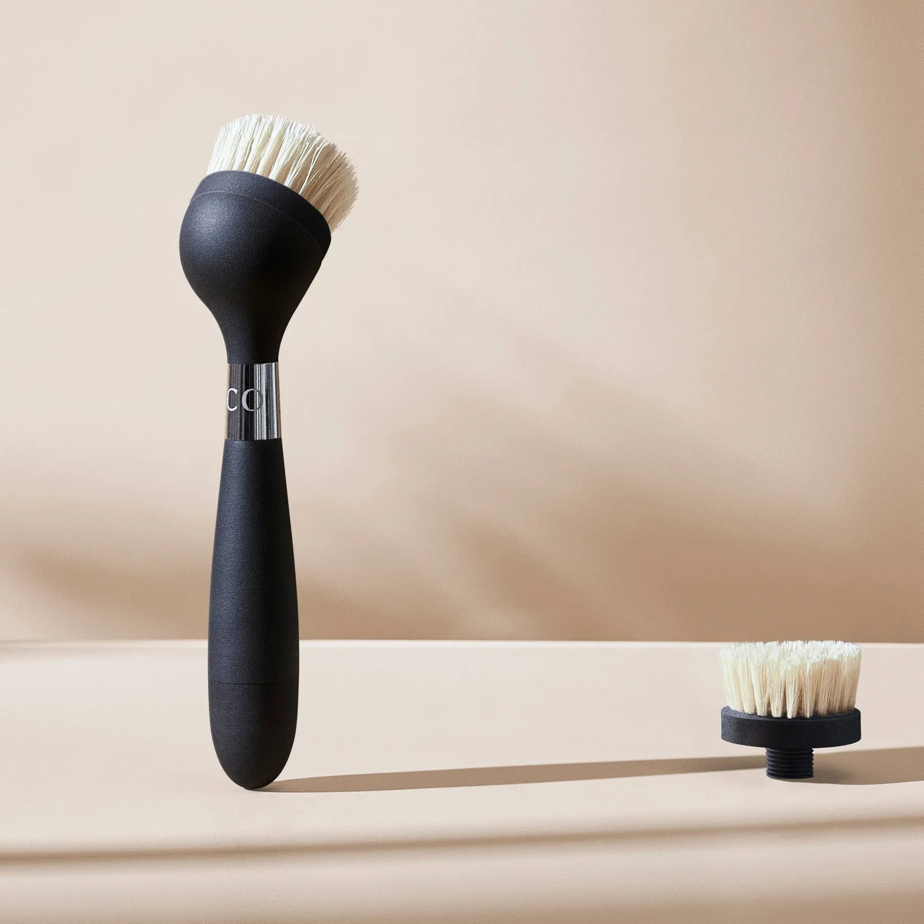 The One Brush - Black