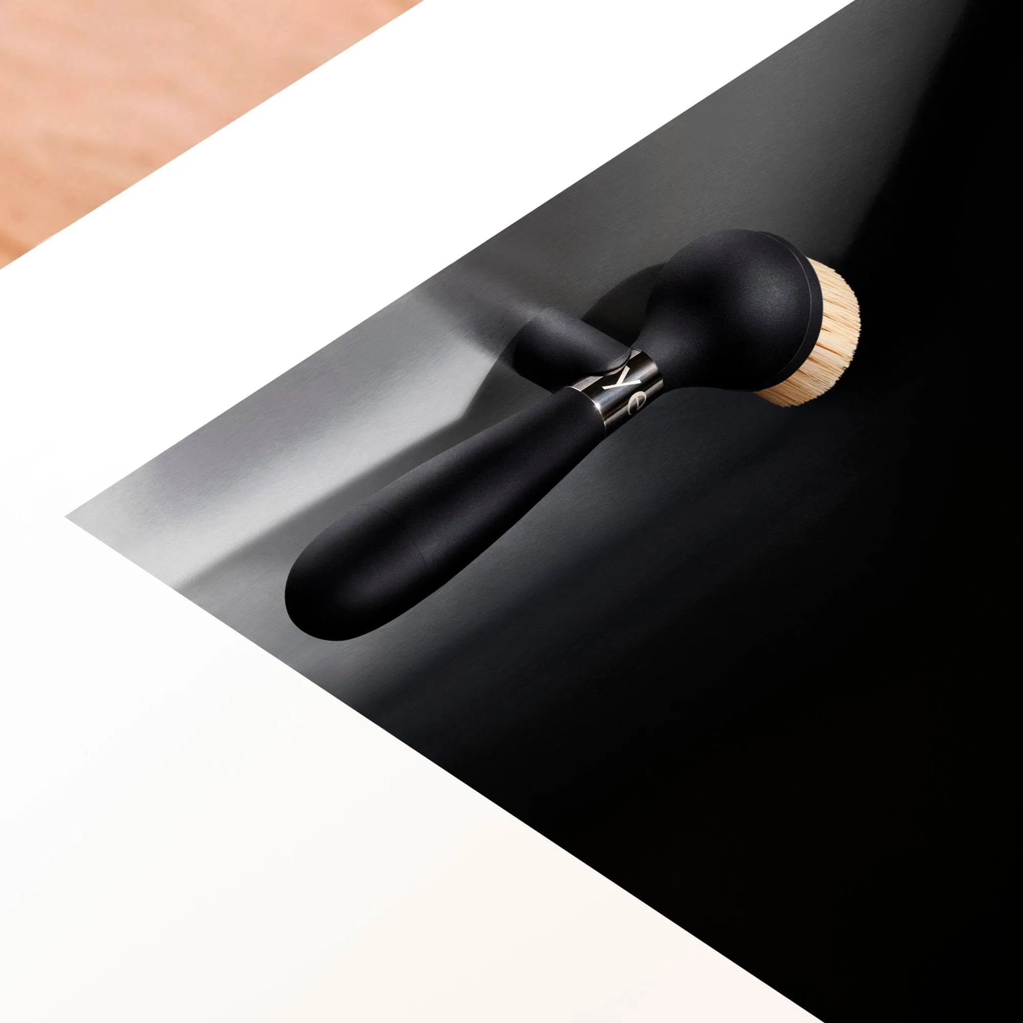 The One Brush - Black